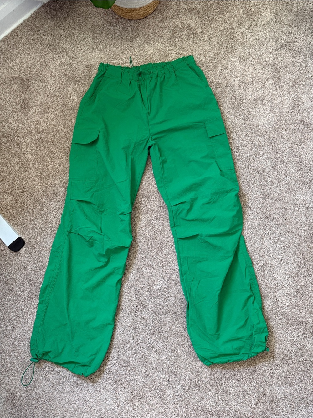 Love Tree Women’s Bright Green Cargo Pants with Drawstring Hems